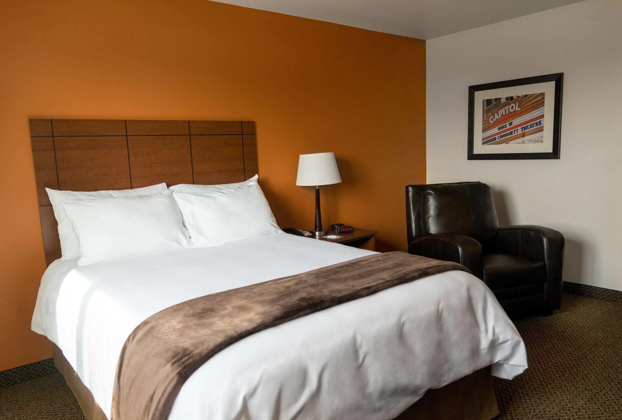 My Place Hotel-Aberdeen, Sd Экстерьер фото